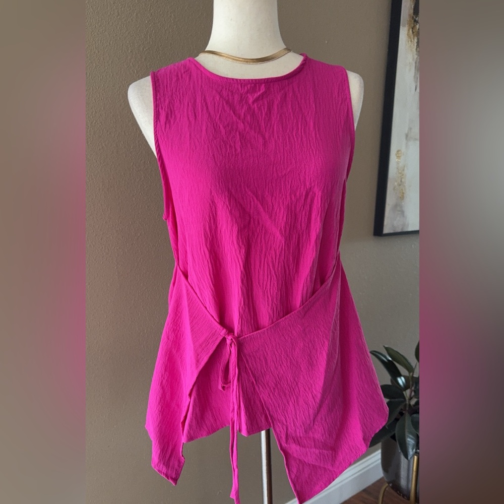 Fuchsia wrap sleeveless top - Picture 5 of 12